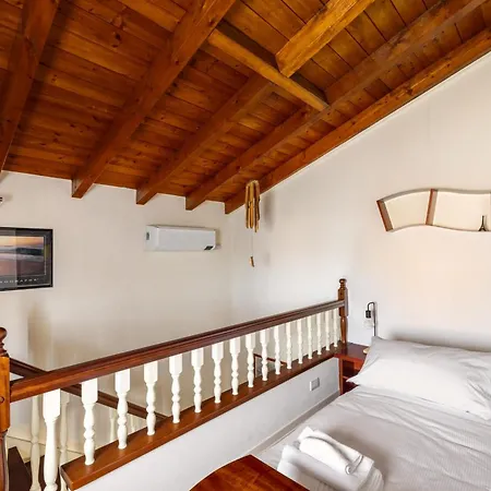 Rosa - Harmonious And Welcoming Villa Brebbia